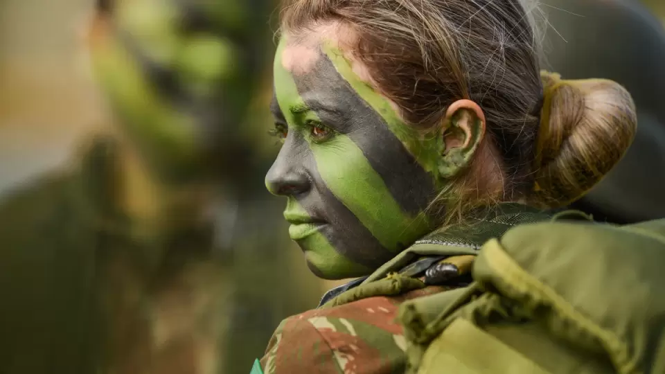 Alistamento militar feminino
