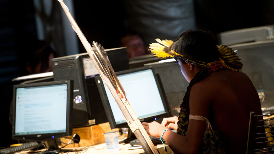 Direito Fundamental à Internet: a questão dos indígenas