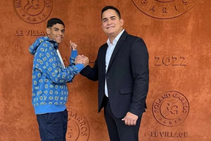 Luva de Pedreiro é condenado por quebra de contrato