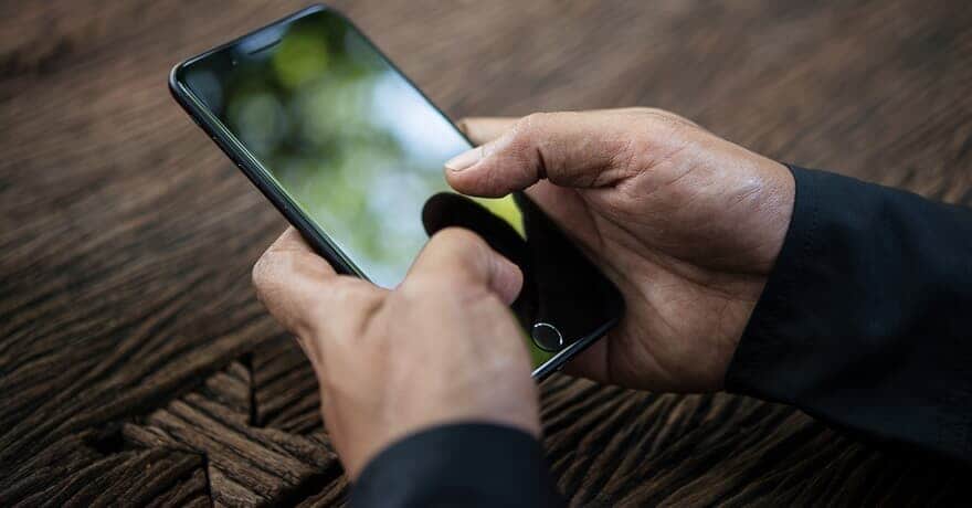 STF valida prova obtida em celular sem ordem judicial