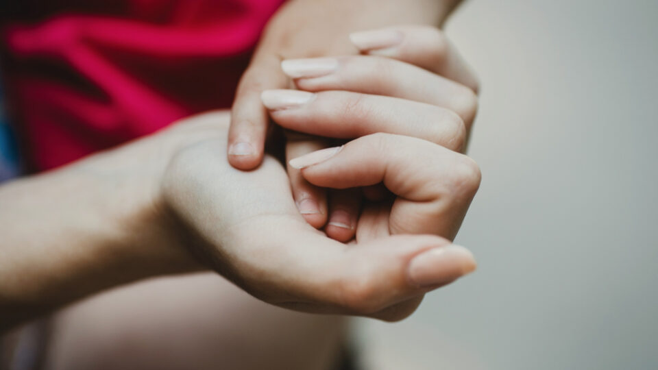 Multiparentalidade: quando a mãe biológica vítima de violência não perde o poder familiar