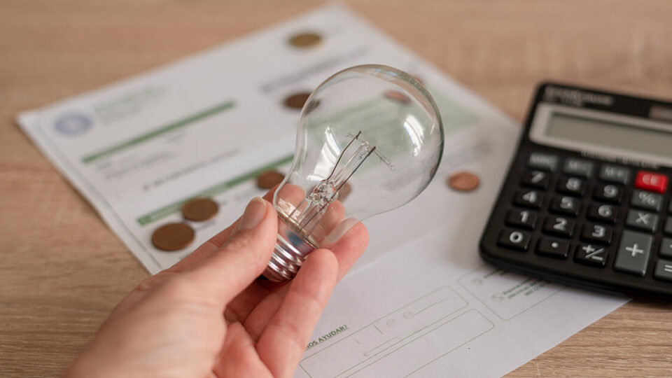 STF define prazo de 10 anos para consumidor pedir devolução de ICMS na conta de luz