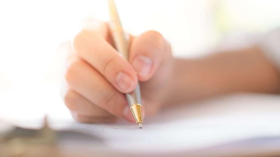 Carta psicografada é prova no Júri? Nem pensar! Por que o julgamento precisa ser racional (e não espiritual)