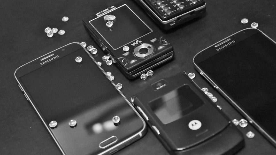 Celular apreendido em presídio e extração integral de dados