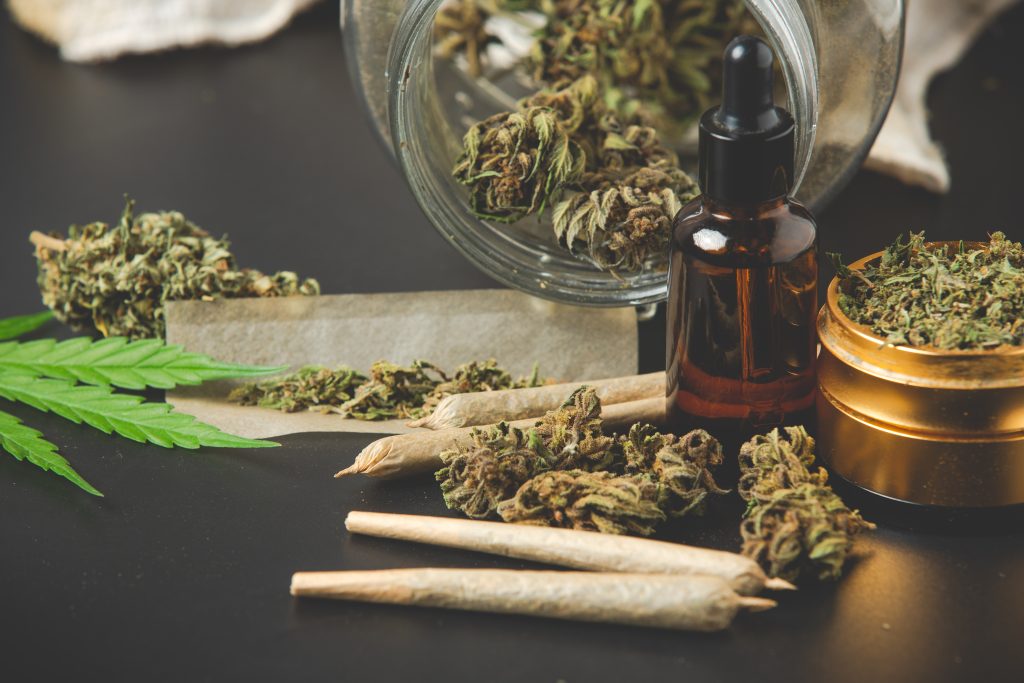 Posse de maconha por detento constitui falta grave?